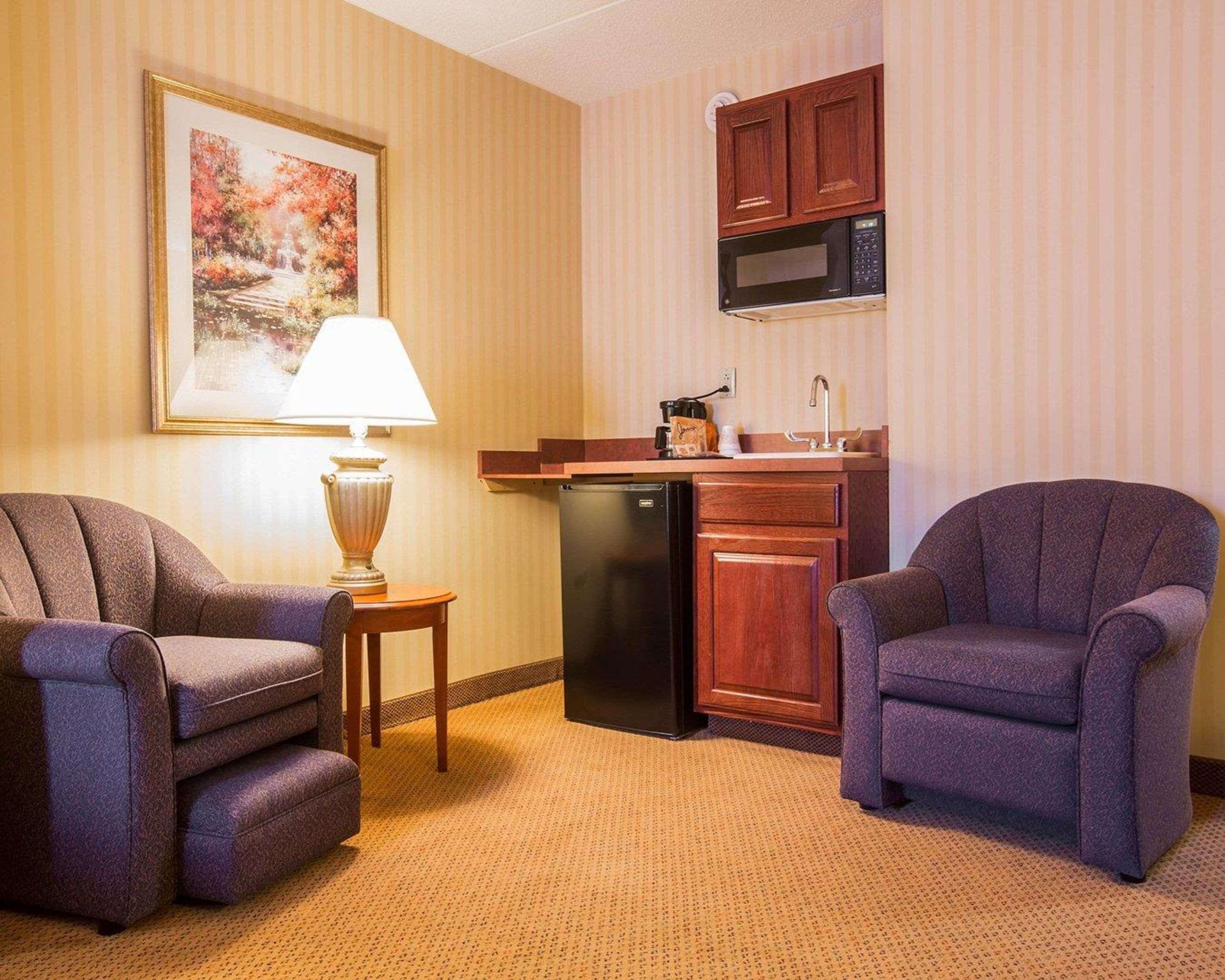 Holiday Inn Express & Suites Hawthorne - Elmsford North By Ihg Exterior foto
