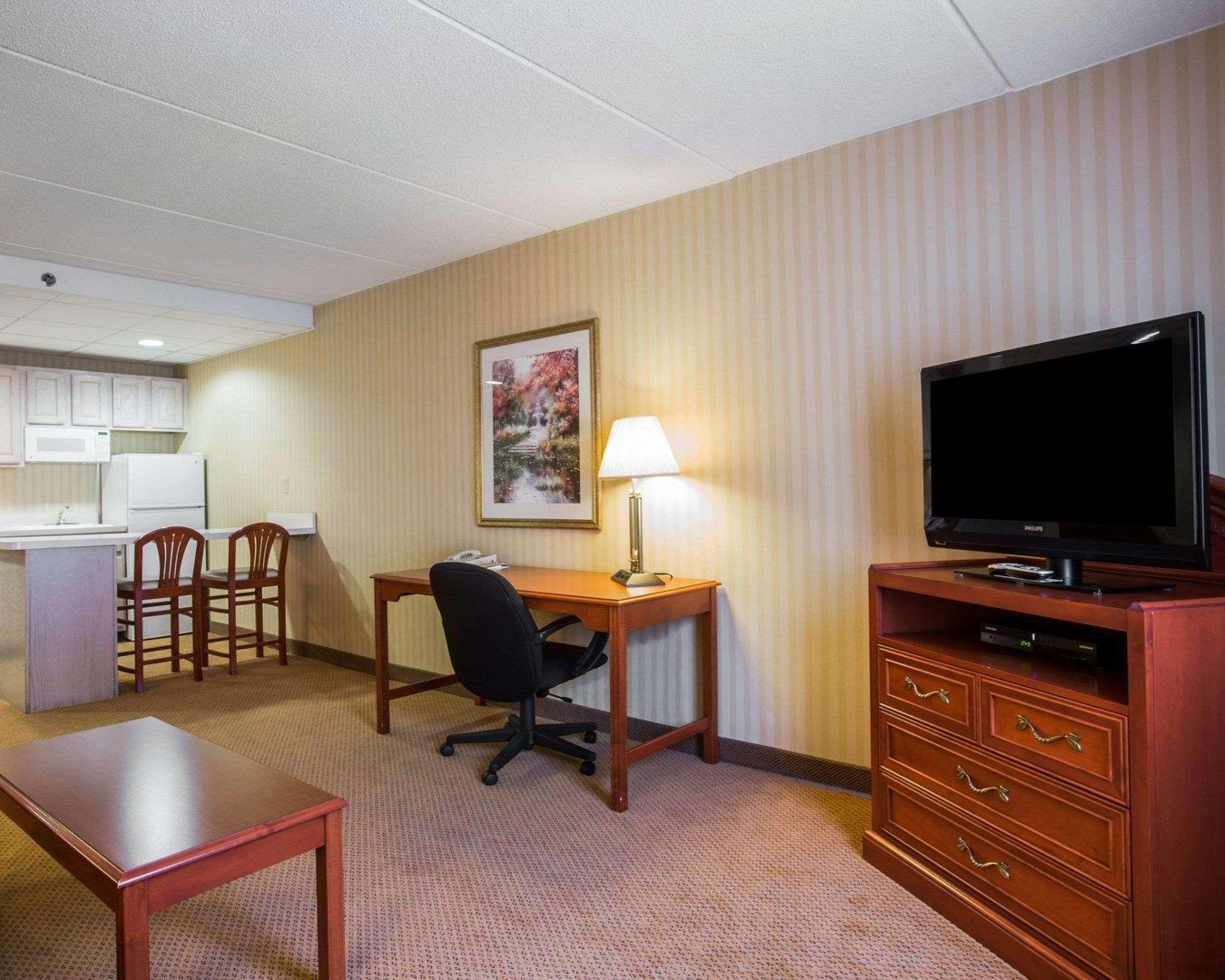 Holiday Inn Express & Suites Hawthorne - Elmsford North By Ihg Exterior foto